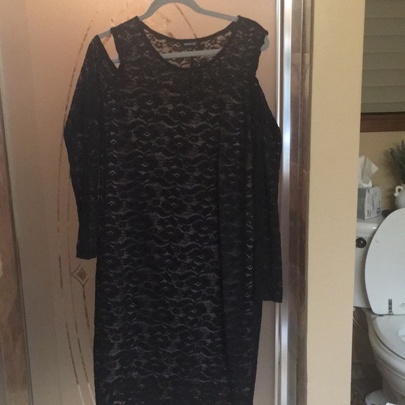 metrostyle Dresses & Skirts - Black lace dress